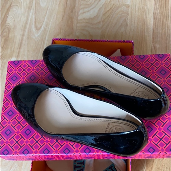 EC Tory Burch Black Leather Pump Women’s Size 6.5 - Picture 5 of 9